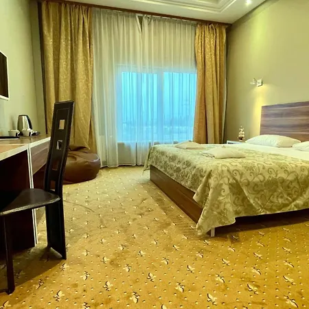 فندق Unimars