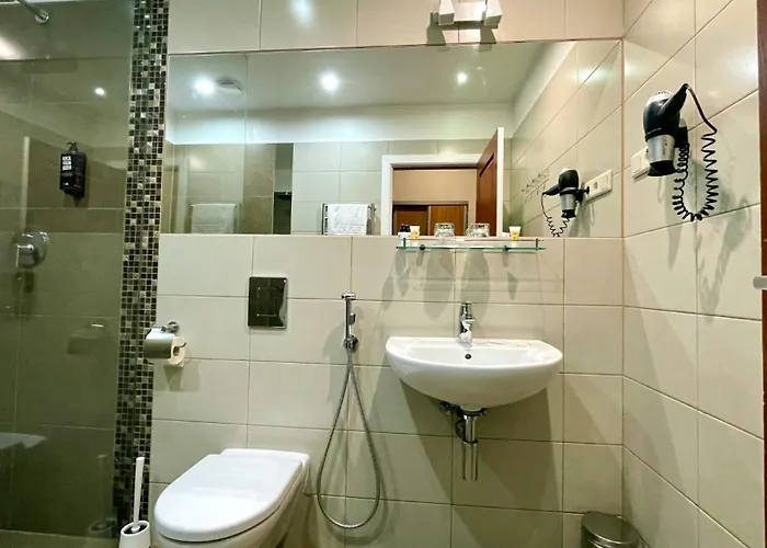 Unimars فندق ريغا